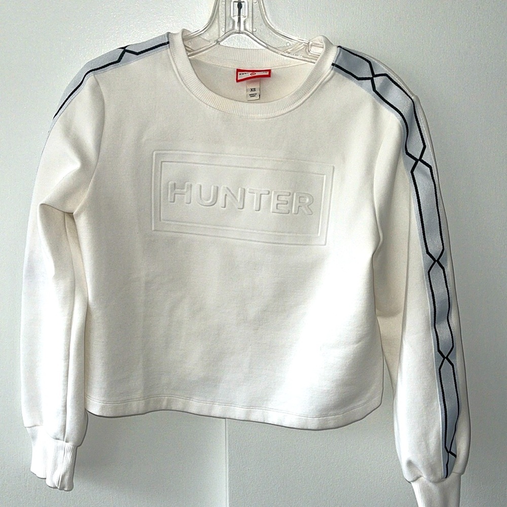 Hunter for Target White Black Chain Trim Crewneck Cropped Sweater